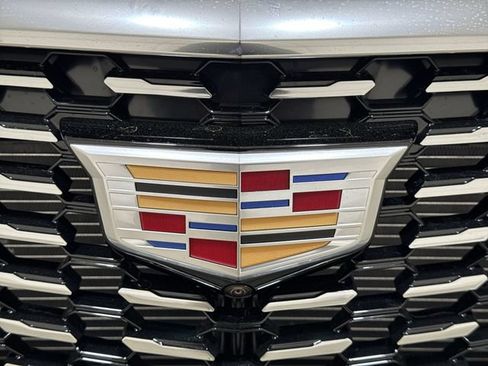 Used 2026 Cadillac XT5 Premium Luxury w/ Driver Assist Package FWD image 33
