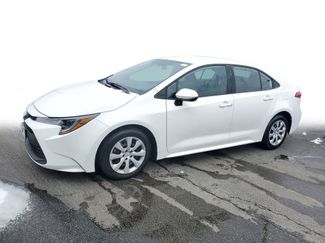 Used 2025 Toyota Corolla LE video 2