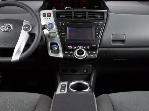 Used 2013 Toyota Prius V Two FWD image 10