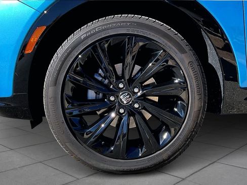 Used 2025 Buick Envista Sport Touring w/ Experience Buick Package image 10