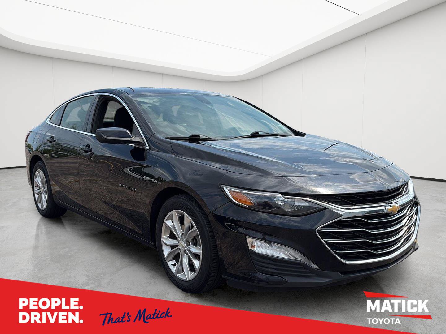 Used 2019 Chevrolet Malibu LT FWD image 1