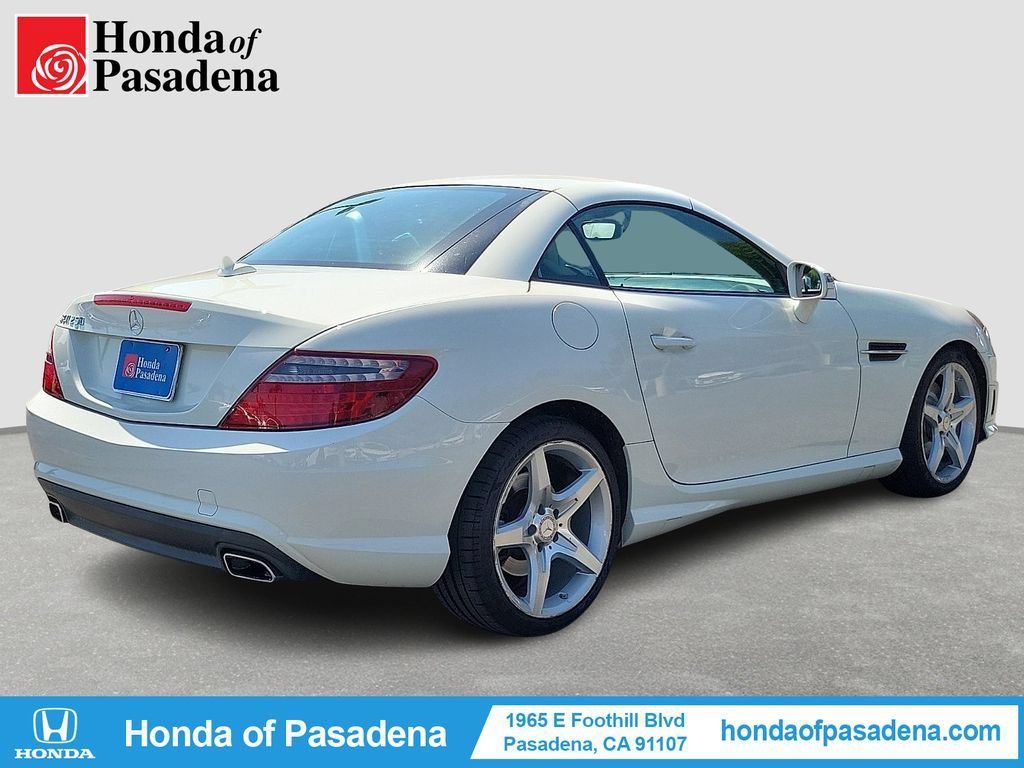 Used 2013 Mercedes-Benz SLK 250 image 5