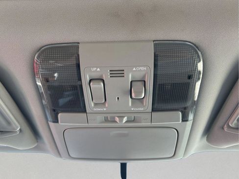 Used 2011 Subaru Outback 3.6R Limited w/ PWR Moonroof Pkg image 32