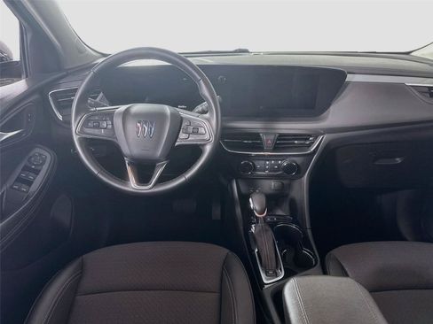 Used 2025 Buick Encore GX Preferred AWD/4WD image 2