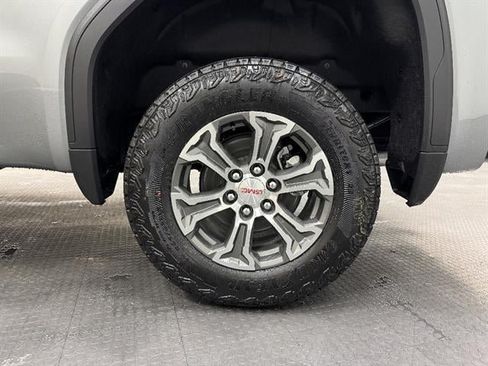 New 2026 GMC Sierra 1500 SLE w/ X31 Off-Road Package AWD/4WD image 10