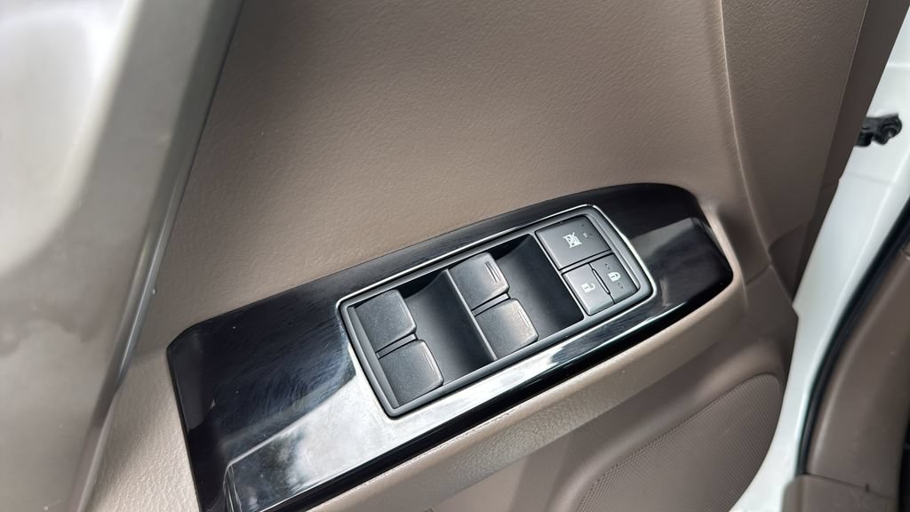 Used 2019 Lexus GX 460 w/ Navigation Package AWD/4WD image 30
