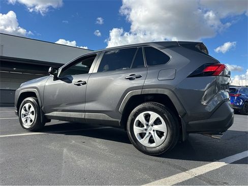 Used 2025 Toyota RAV4 LE image 4