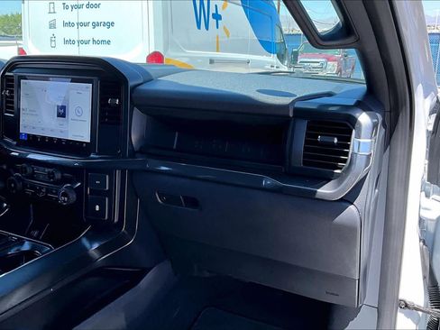 Used 2025 Ford F150 STX w/ Equipment Group 200A RWD image 18