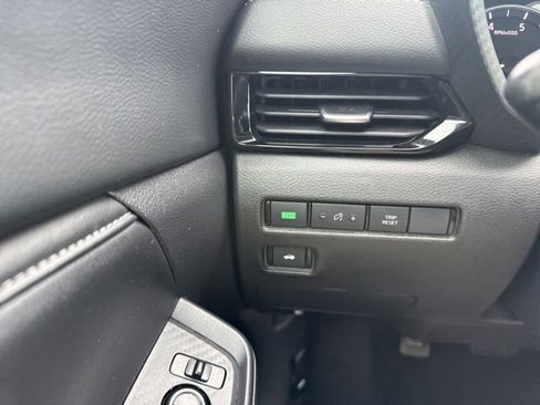 Used 2024 Nissan Sentra SV FWD image 27