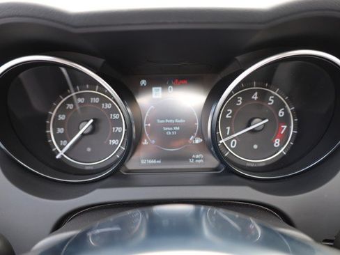 Used 2019 Jaguar F-TYPE R-Dynamic RWD image 26