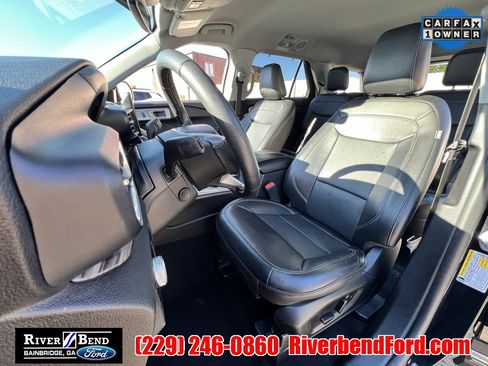 Used 2023 Ford Explorer Limited w/ Equipment Group 301A image 10