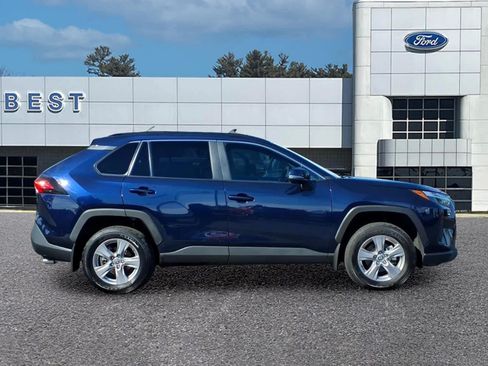 Used 2025 Toyota RAV4 XLE w/ Convenience Package AWD/4WD image 9