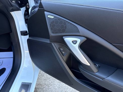 Used 2019 Chevrolet Corvette Stingray Coupe w/ 1LT RWD image 49