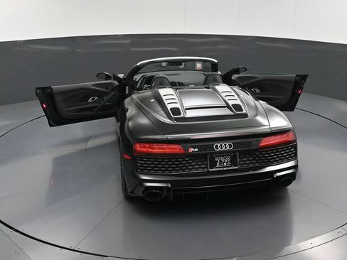 Used 2023 Audi R8 V10 performance w/ Carbon Exterior Package RWD image 33