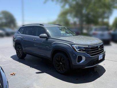 New 2026 Volkswagen Atlas SE