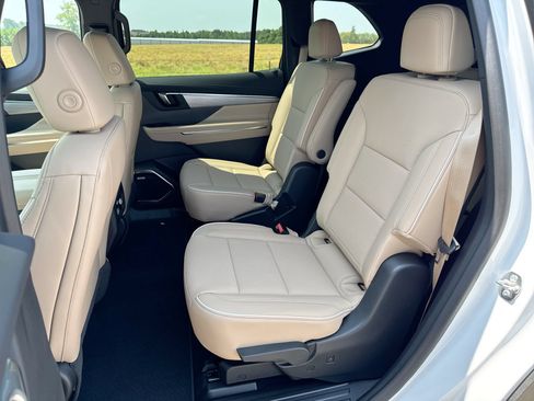 New 2026 Buick Enclave Preferred w/ Power Package FWD image 22