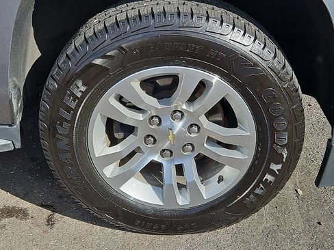 Used 2020 Chevrolet Tahoe LT image 8