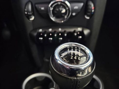 Used 2014 MINI Cooper Convertible image 9