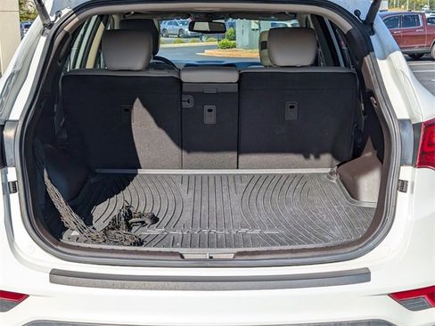 Used 2017 Hyundai Santa Fe Sport image 10