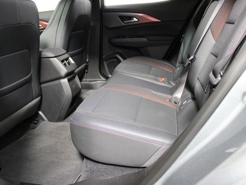 Used 2024 Chevrolet Equinox EV RS image 29