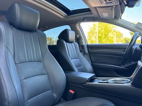 Used 2021 Honda Accord EX-L image 25