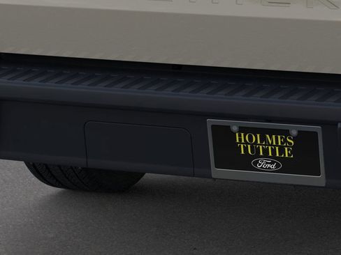 New 2025 Ford Maverick XL image 23