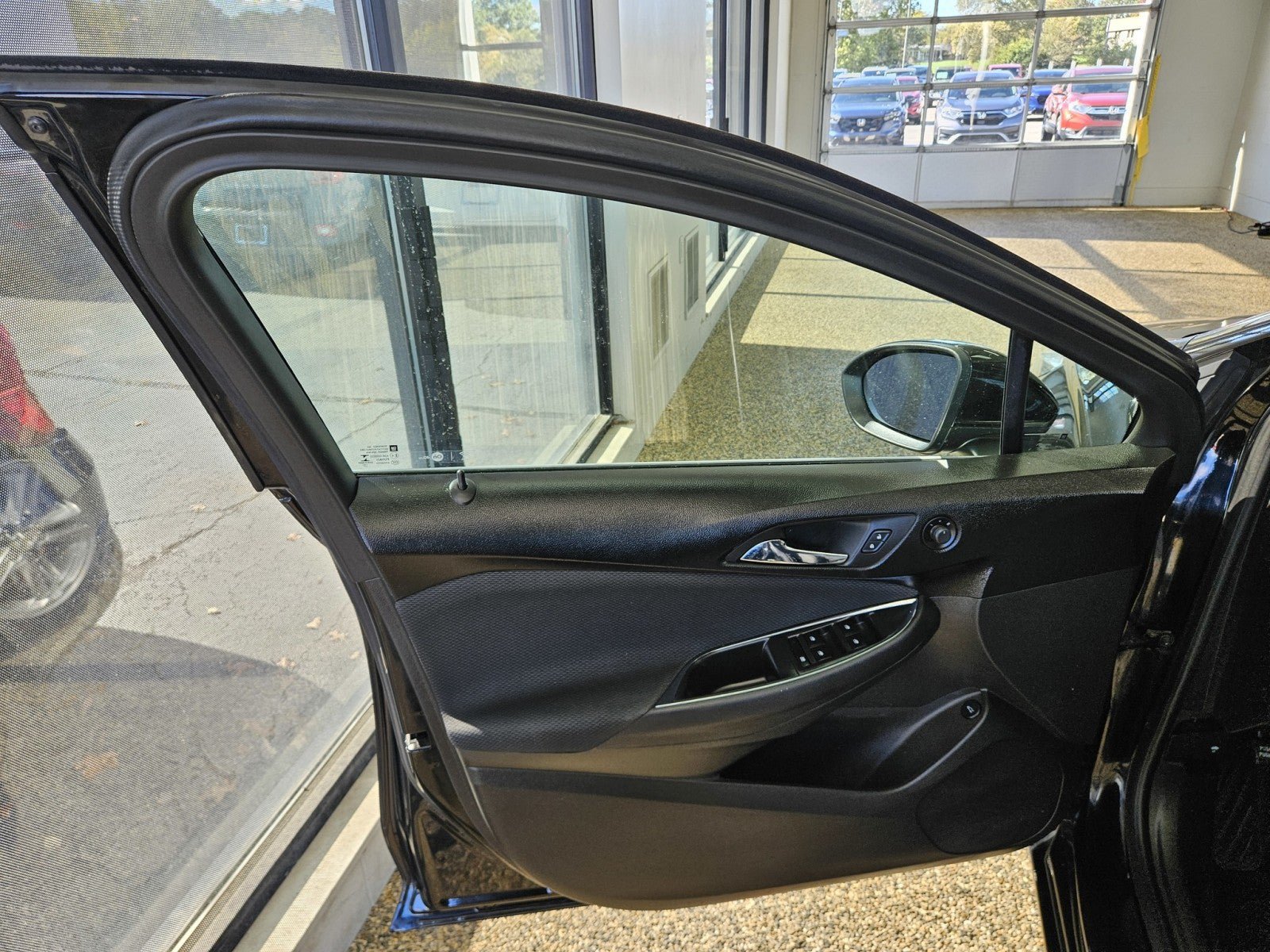 Used 2016 Chevrolet Cruze LT w/ Convenience Package FWD image 15