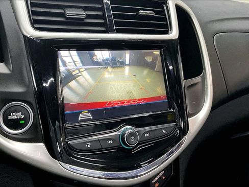 Used 2019 Chevrolet Sonic LT w/ Convenience Package FWD image 13