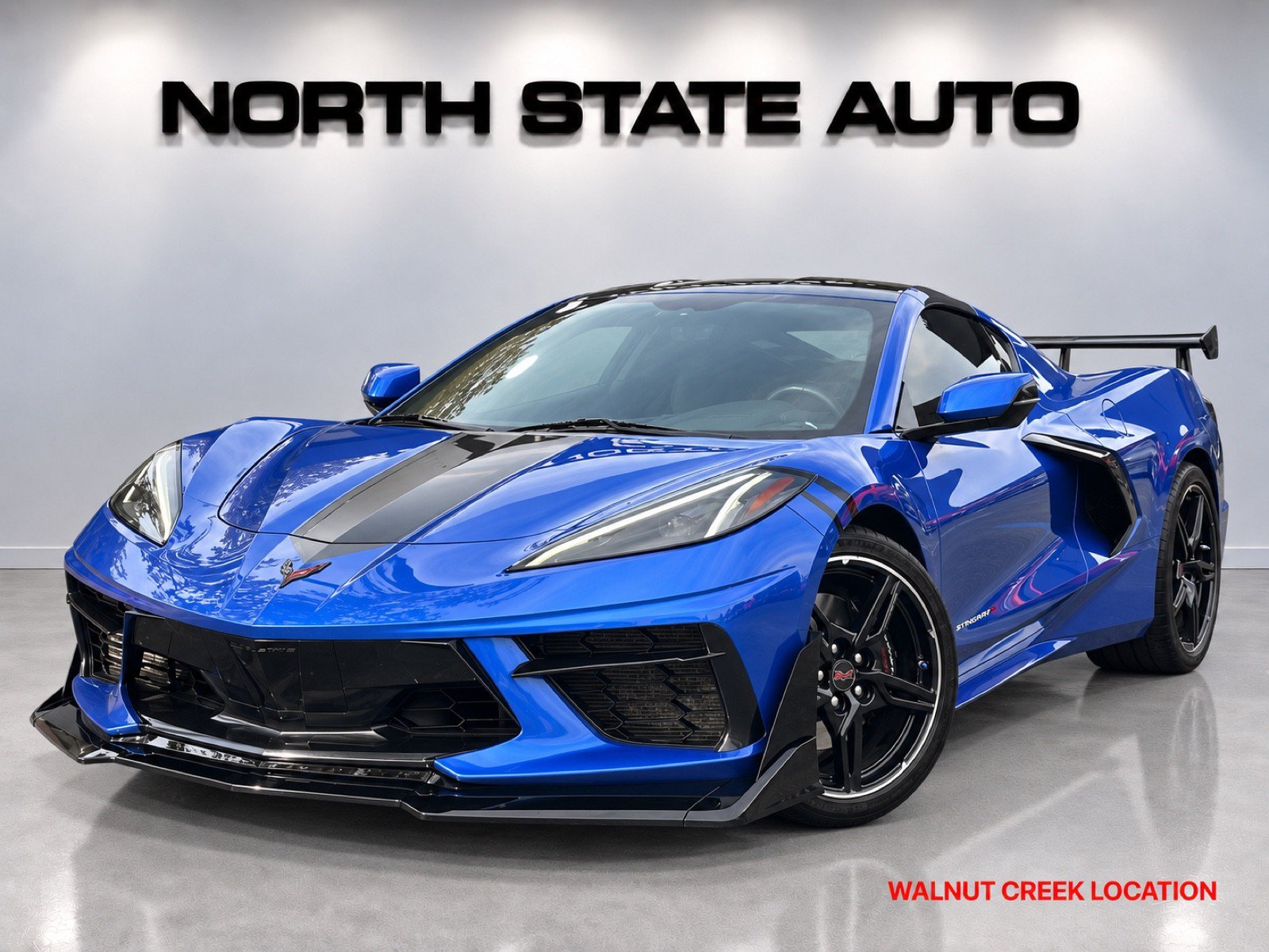 Used 2023 Chevrolet Corvette Stingray Coupe w/ Z51 Performance Package RWD image 1