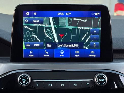 Used 2022 Ford Escape Titanium w/ Class II Trailer Tow Package image 18