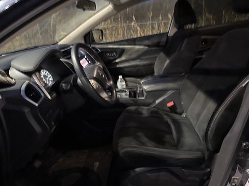 Used 2015 Nissan Murano S image 8