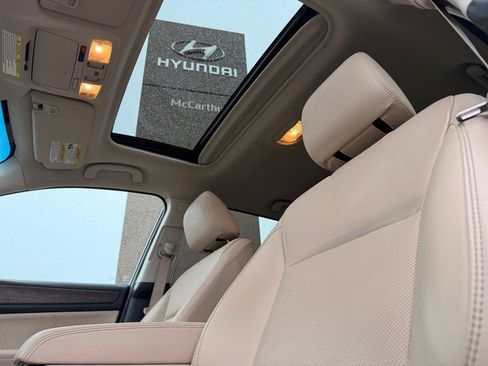 Used 2018 Subaru Outback 2.5i Limited image 2