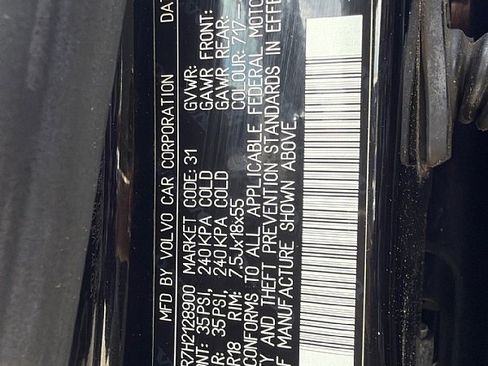 Used 2017 Volvo XC60 T5 Dynamic w/ Preferred Option Package image 30