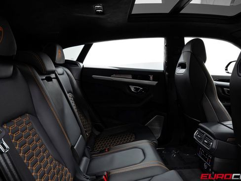 Used 2023 Lamborghini Urus S AWD/4WD image 36