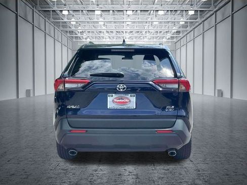 Used 2025 Toyota RAV4 XLE AWD/4WD image 9