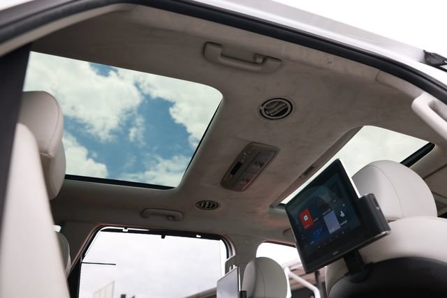 Used 2022 Kia Telluride SX w/ SX Prestige Package AWD/4WD image 28