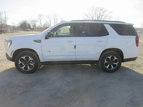 New 2026 GMC Yukon AT4 w/ AT4 Premium Plus Package image 8