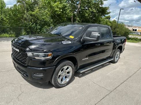 Used 2025 RAM 1500 Big Horn AWD/4WD image 14