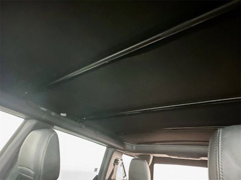 Used 2021 Ford Bronco Badlands image 21