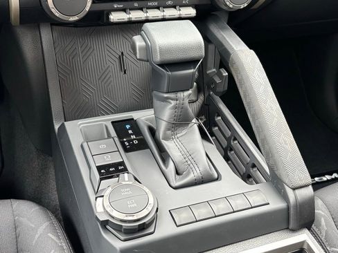 New 2026 Toyota Tacoma SR5 AWD/4WD image 21