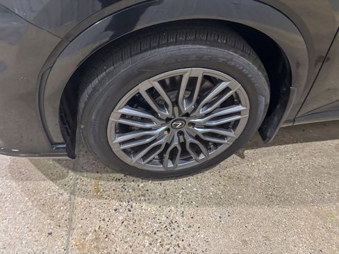 Used 2023 Lexus RX 500h F Sport image 11