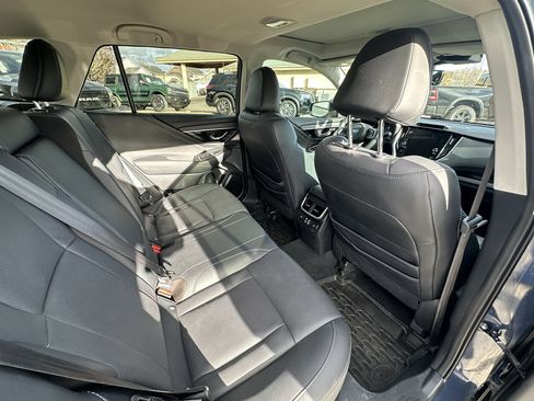 Used 2023 Subaru Outback Limited w/ Popular Package #2 image 29