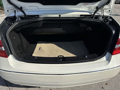 Used 2011 Mercedes-Benz E 350 Cabriolet image 23