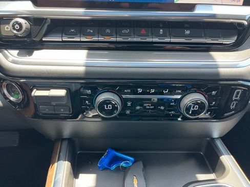 New 2026 Chevrolet Silverado 1500 High Country w/ High Country Premium Package RWD image 38