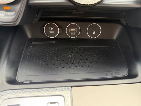 Used 2023 Genesis G70 3.3T w/ Sport Prestige Package image 23