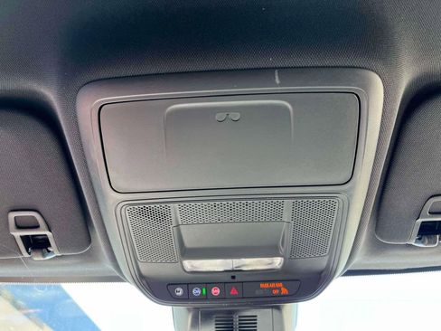 New 2026 GMC Terrain Elevation w/ Elevation Premium Package image 30