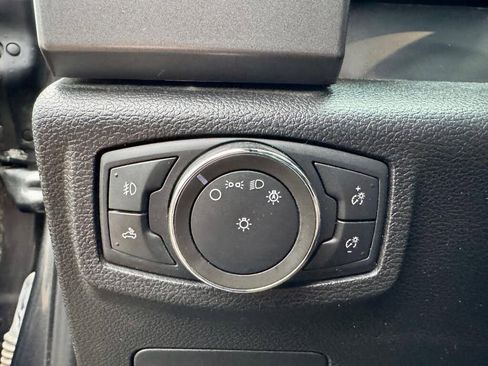 Used 2020 Ford F150 XLT w/ Equipment Group 302A Luxury AWD/4WD image 13