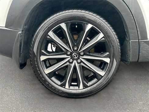 Used 2025 MAZDA CX-50 AWD 2.5 S w/ Premium Plus Pkg image 32