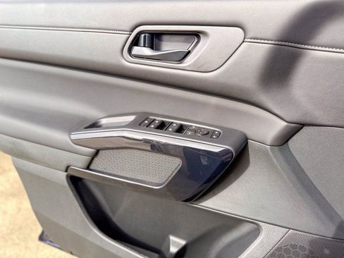 New 2026 Nissan Pathfinder SV image 40