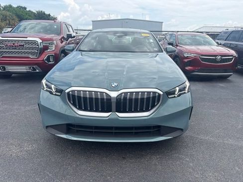 Used 2026 BMW 530i RWD image 2